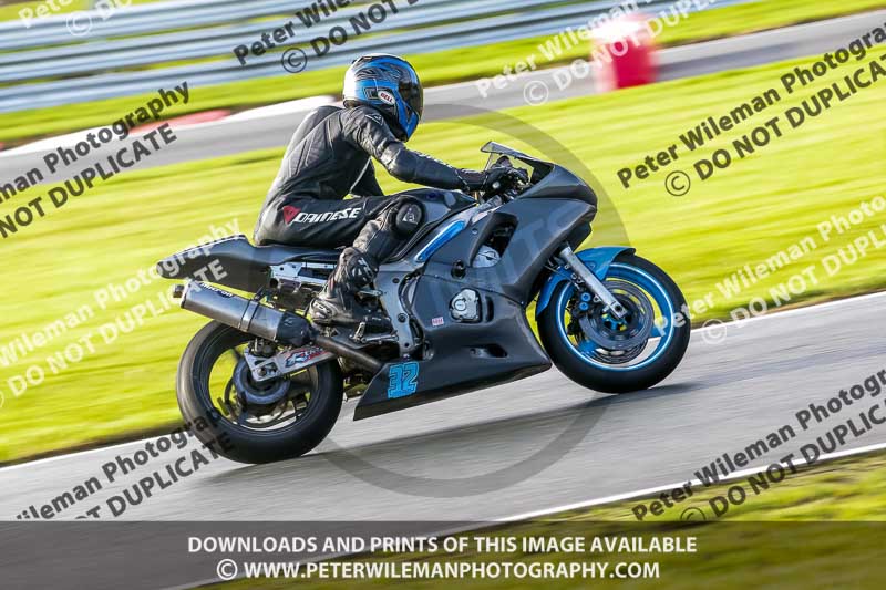 anglesey;brands hatch;cadwell park;croft;donington park;enduro digital images;event digital images;eventdigitalimages;mallory;no limits;oulton park;peter wileman photography;racing digital images;silverstone;snetterton;trackday digital images;trackday photos;vmcc banbury run;welsh 2 day enduro